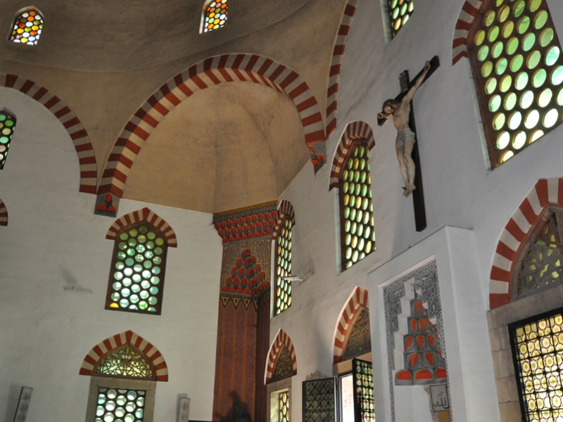 tili-toli-01
